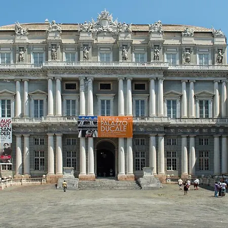 La Piazzetta & Guest house Genoa