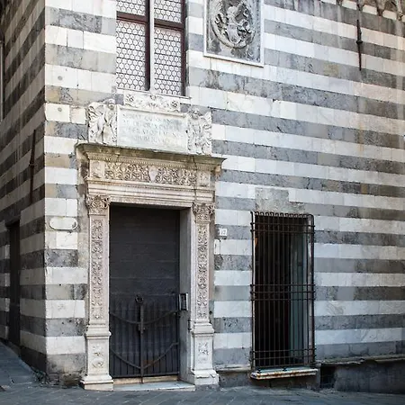 La Piazzetta & 3* Gênes